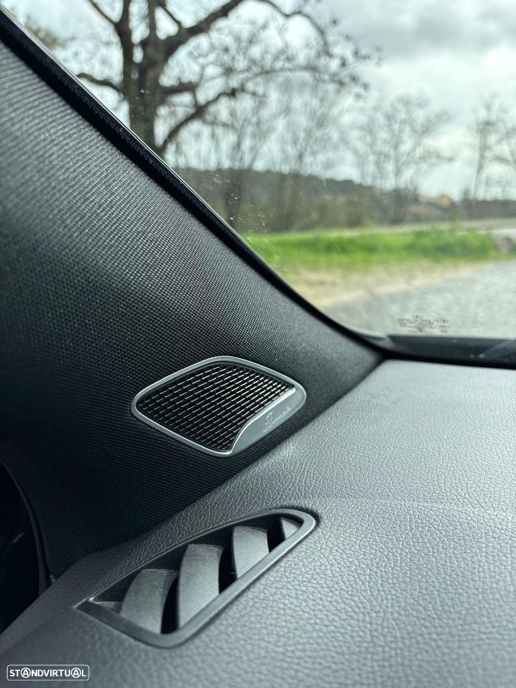 Mercedes-Benz GLA 250 e AMG Line - 11