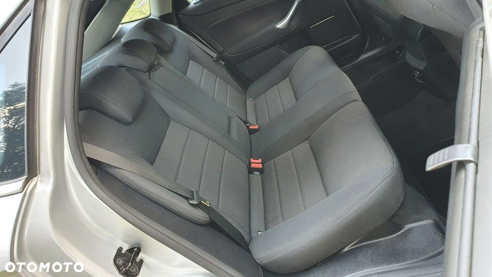 Ford Mondeo 2.0 Titanium - 11