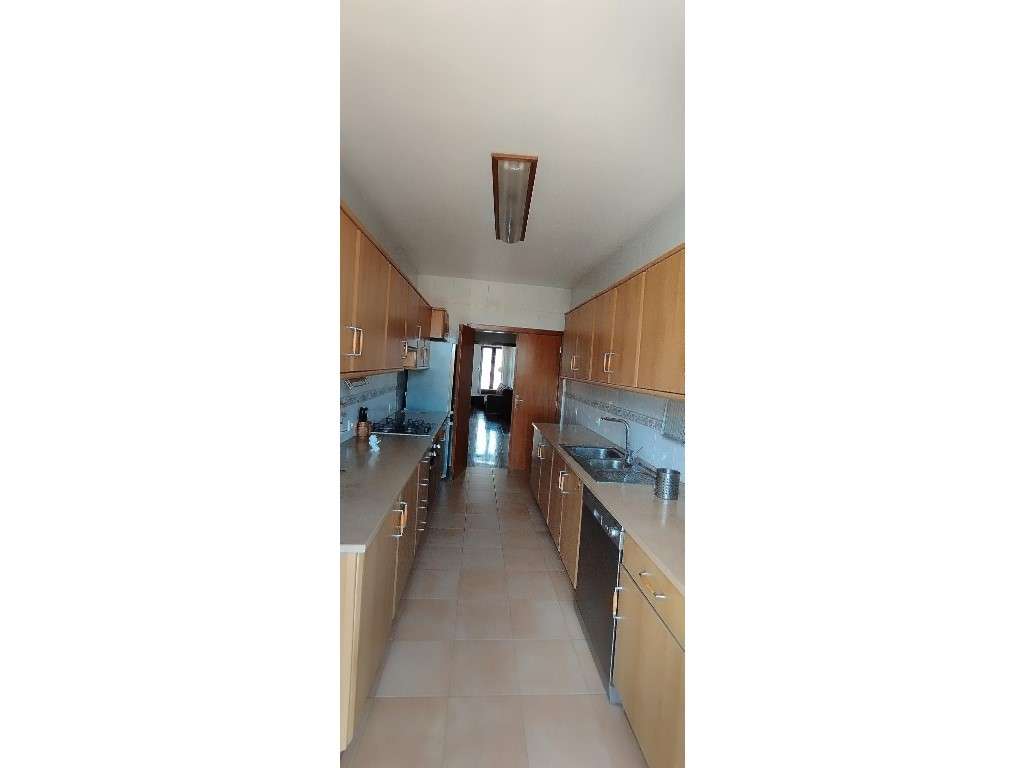 Apartamento T2 no Centro de Grândola - Grande imagem: 2/13