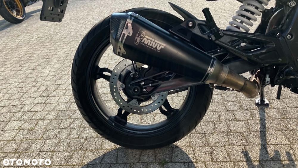 BMW G - 5