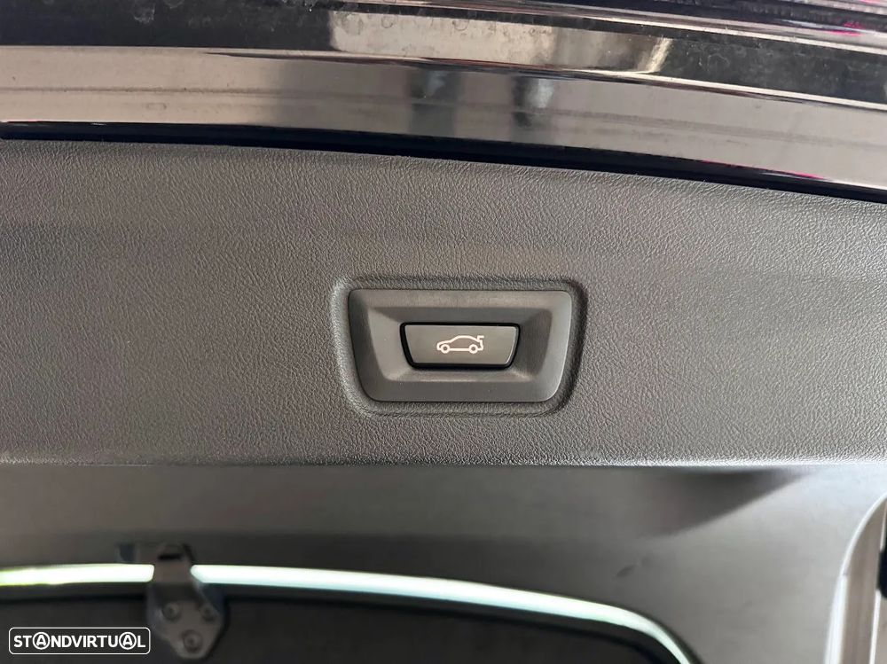 BMW i4 eDrive40 Pack Desportivo M - 13