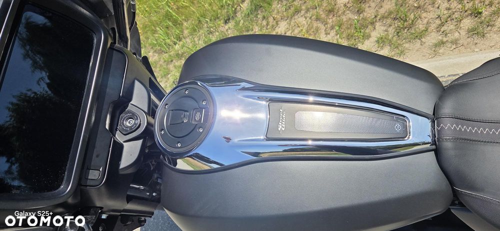 Harley-Davidson Touring Street Glide - 6