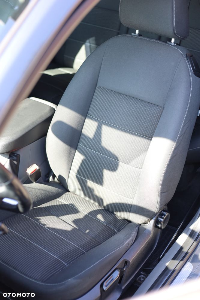 Ford Focus 1.8 Titanium - 35