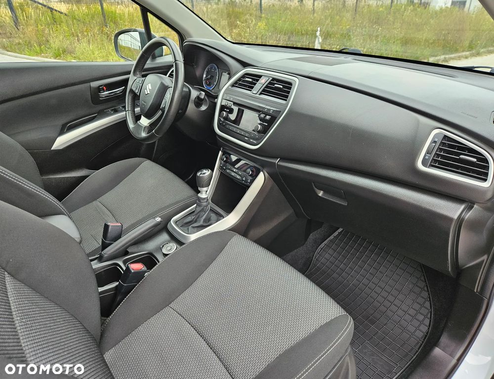 Suzuki SX4 S-Cross 1.6 DDiS Premium Plus 4WD - 16