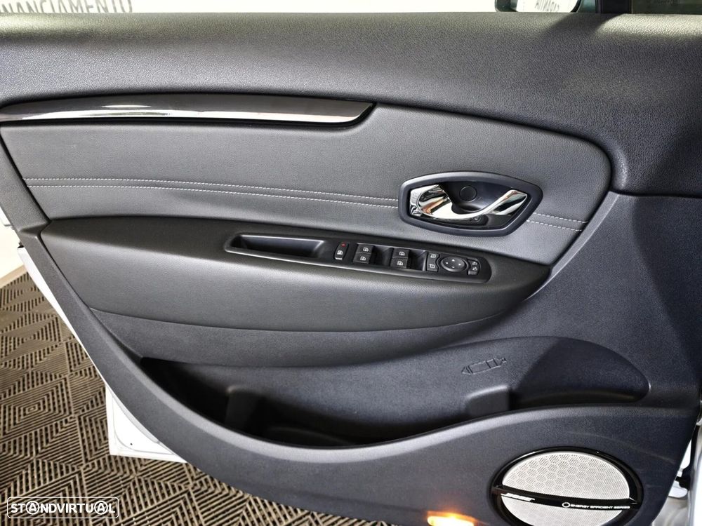 Renault Grand Scénic 1.5 dCi Bose Edition SS - 19