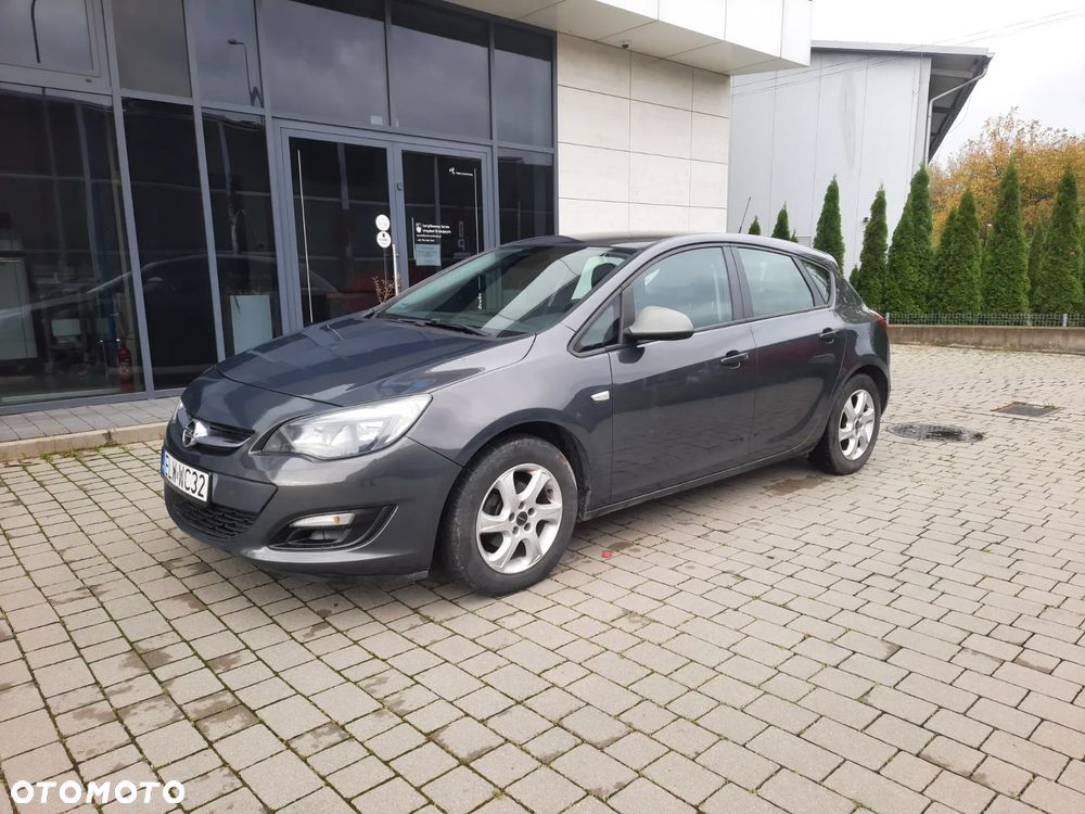 Opel Astra GTC 1.4 Turbo - 1