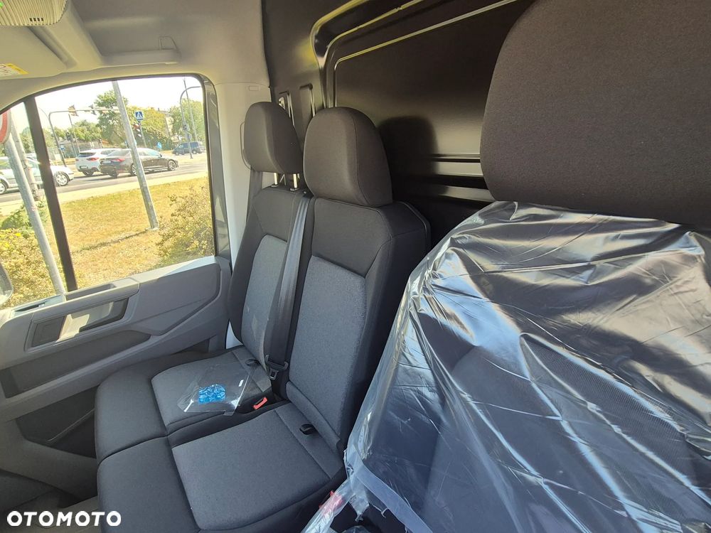 Volkswagen Crafter 35 - 12
