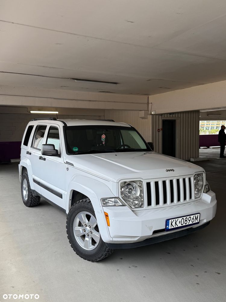 Jeep Liberty 3.7 4x4 - 1