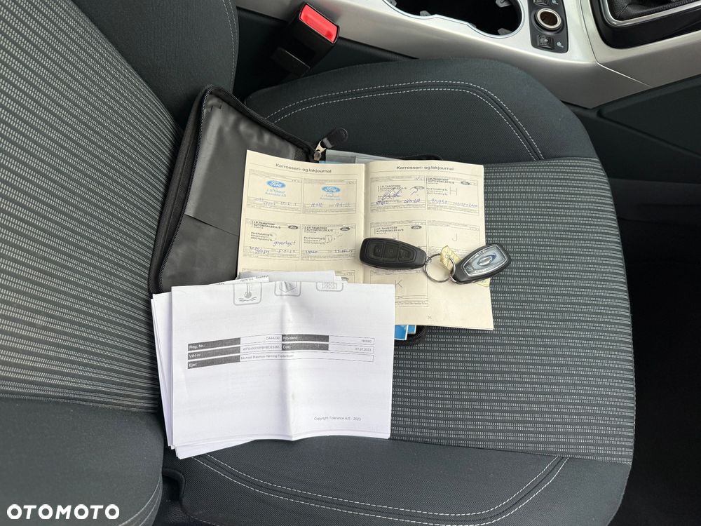 Ford Grand C-MAX 1.6 TDCi Titanium - 18