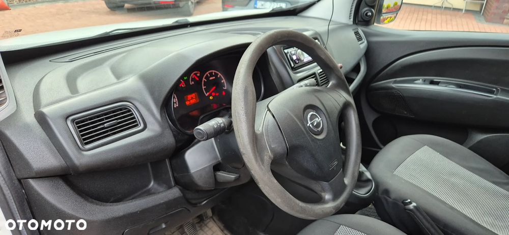 Opel COMBO - 5