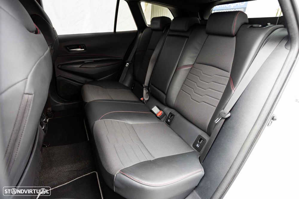 Toyota Corolla Touring Sports 1.8 Hybrid Exclusive - 31