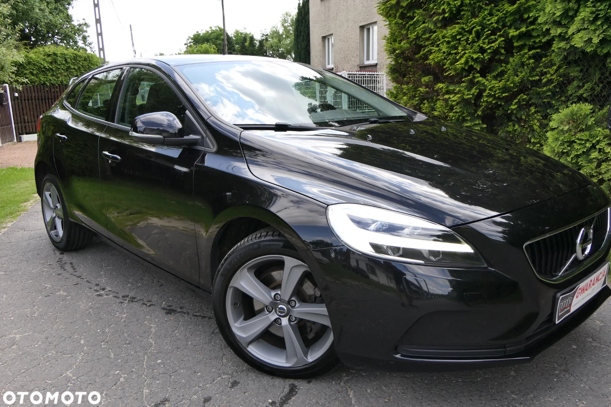 Volvo V40 T3 Drive-E Momentum - 10