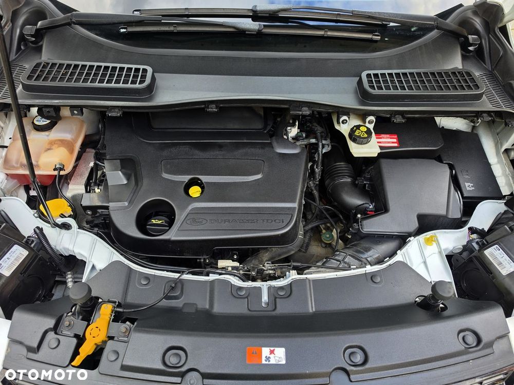 Ford Kuga 2.0 TDCi 4x4 Titanium - 40