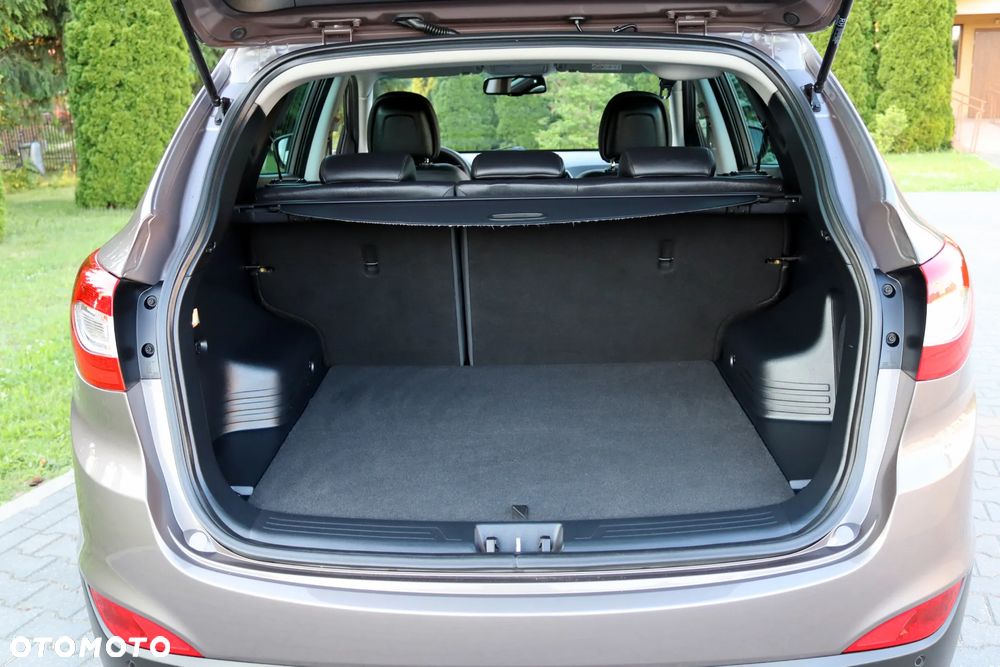 Hyundai ix35 1.6 2WD Fifa World Cup Edition - 38