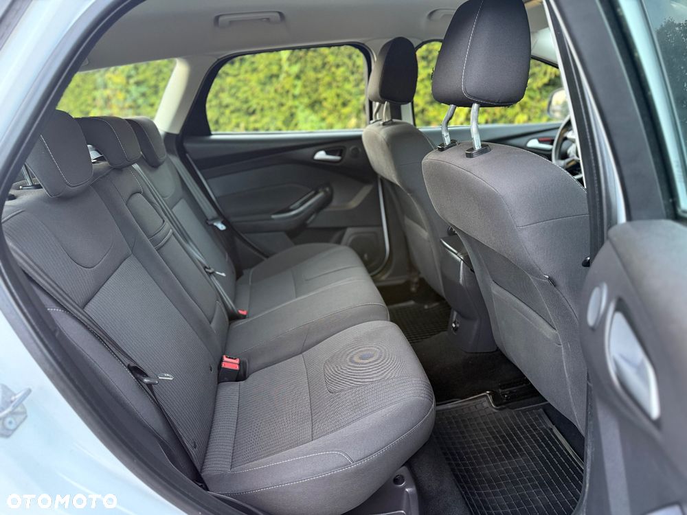 Ford Focus 1.6 TI-VCT Champions Edition - 12