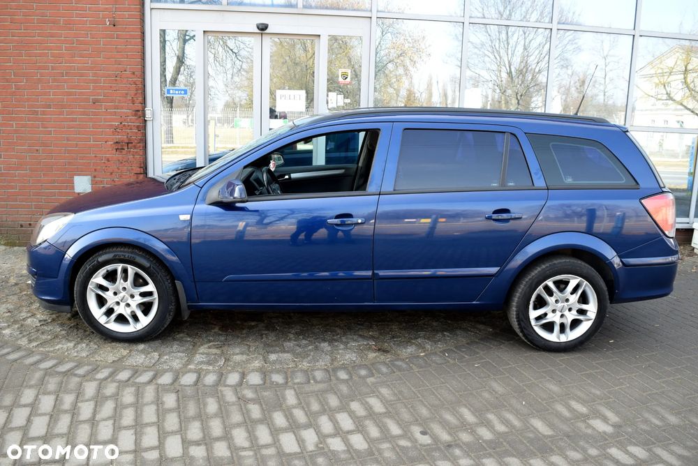Opel Astra 1.6 Essentia - 15