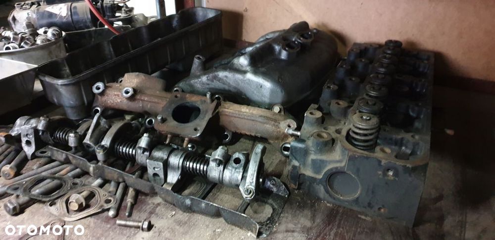 DAIHATSU ROCKY 2.8 TD GŁOWICA INNE SZPILKA - 1