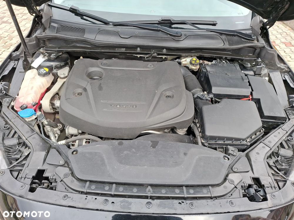 Volvo V40 D2 - 10