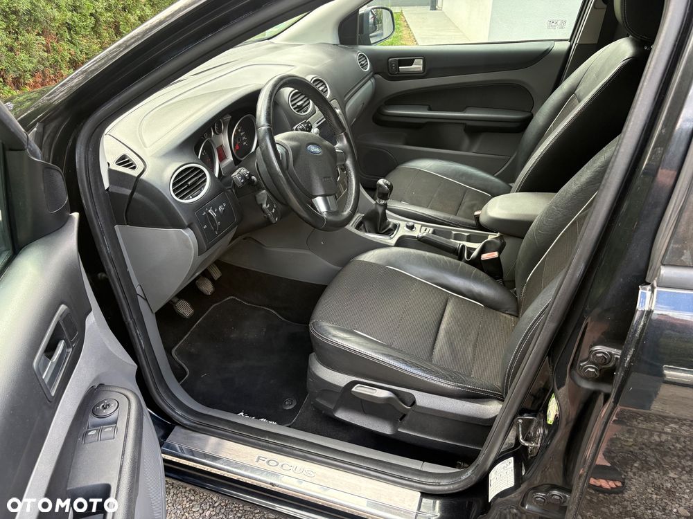 Ford Focus 1.6 Ti-VCT Black Magic - 12