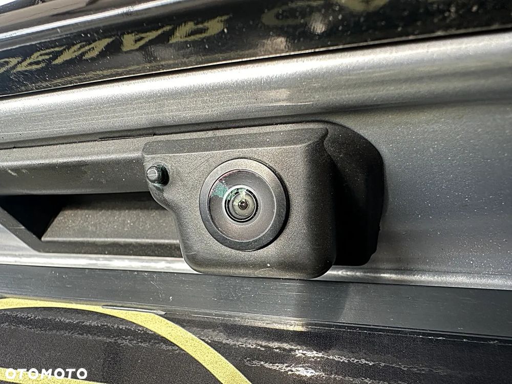 Audi A6 Avant 40 TDI S tronic design - 35