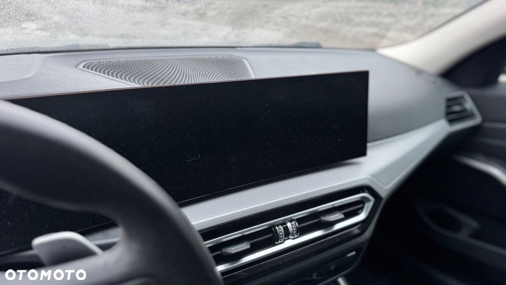 BMW Seria 3 320e PHEV sport - 21