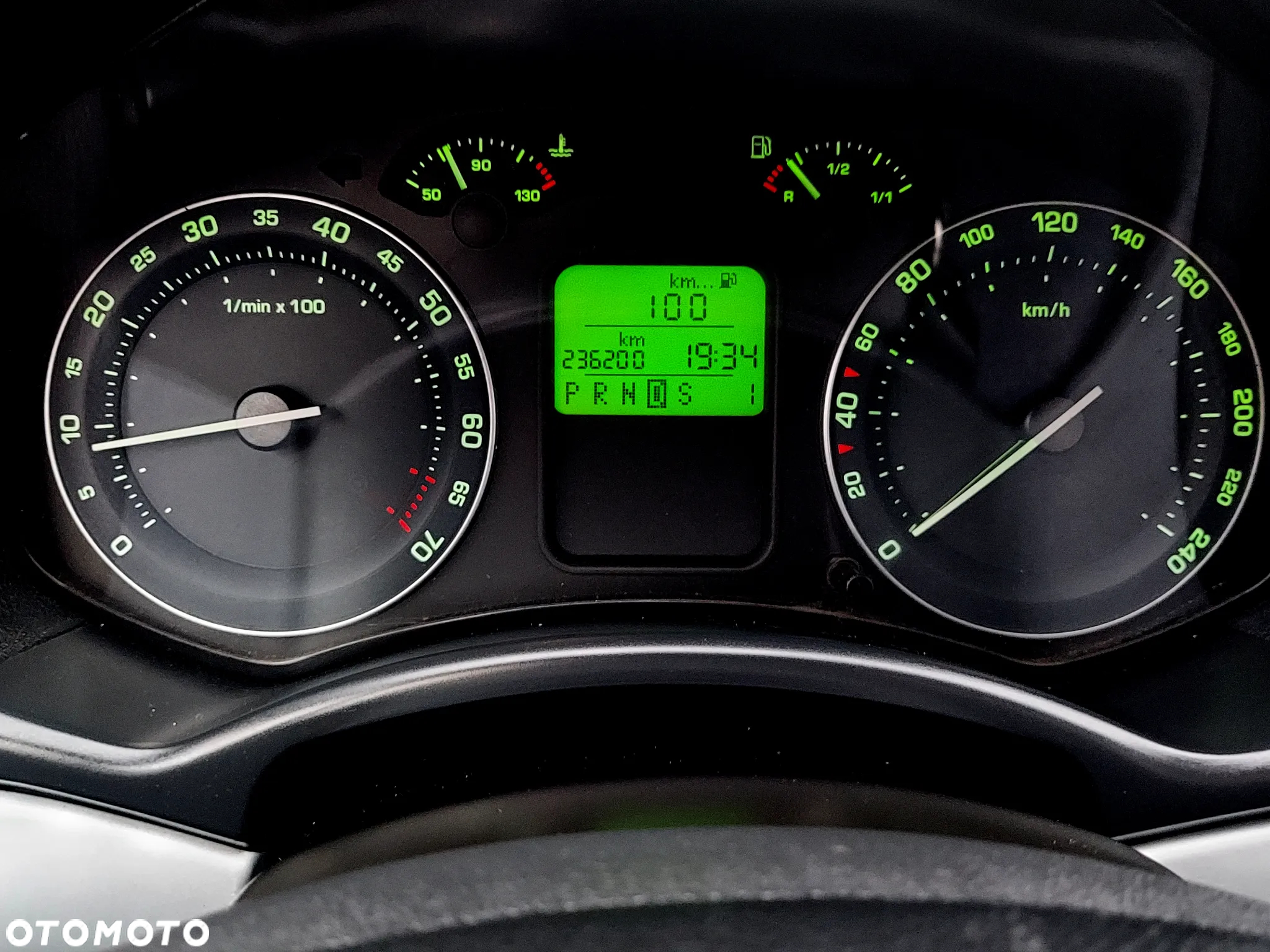 Skoda Octavia 1.6 Automatik Team Edition - 29