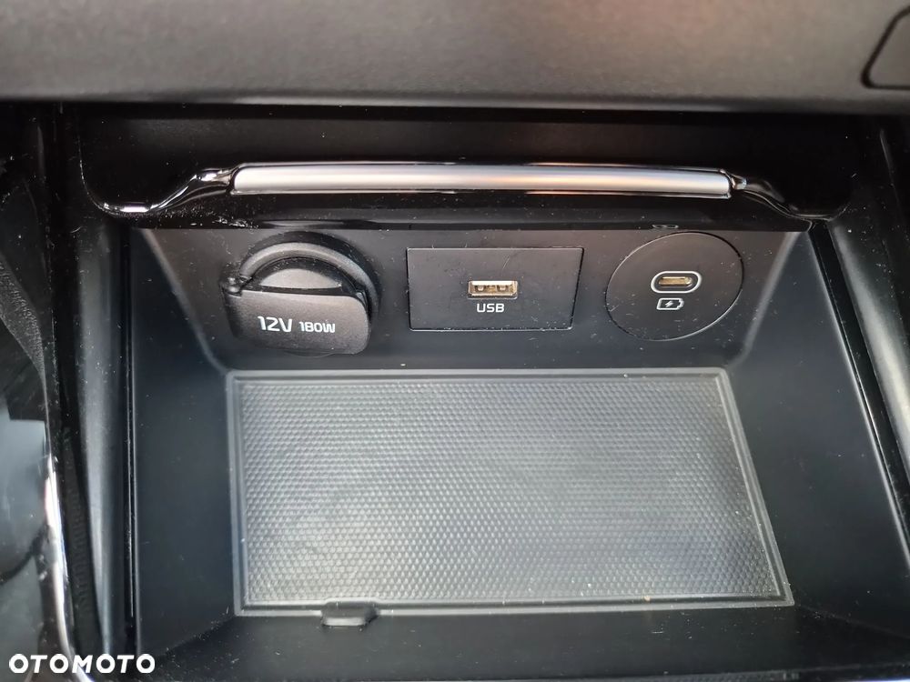 Kia XCeed 1.5 T-GDI Business Line DCT - 20