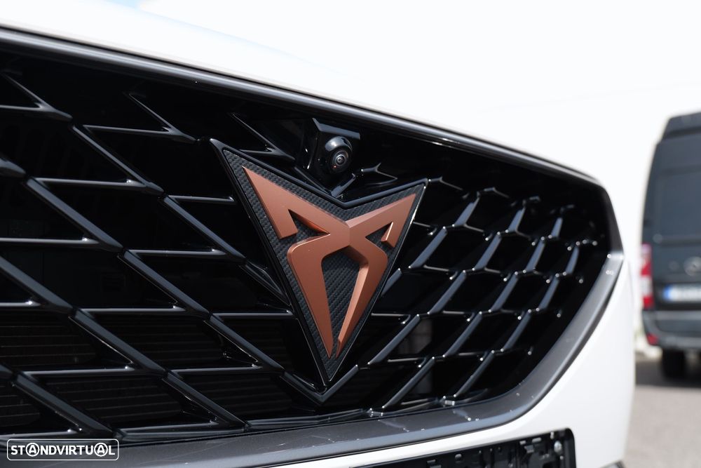 Cupra Formentor VZ 1.4 e-Hybrid DSG Priority - 13