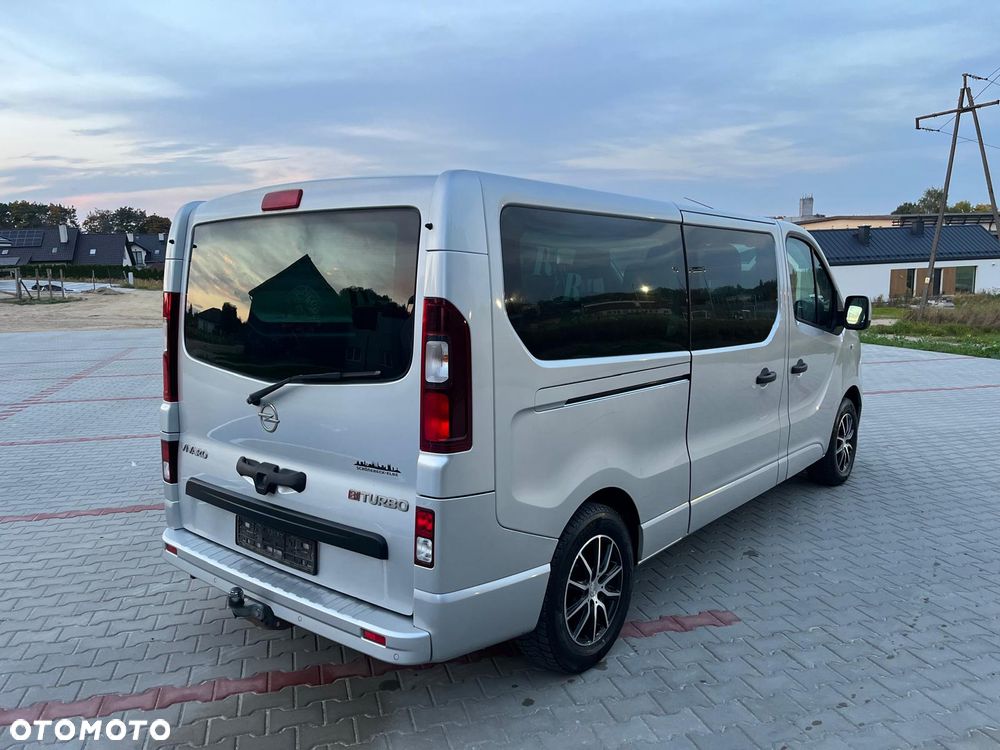 Opel Vivaro - 9