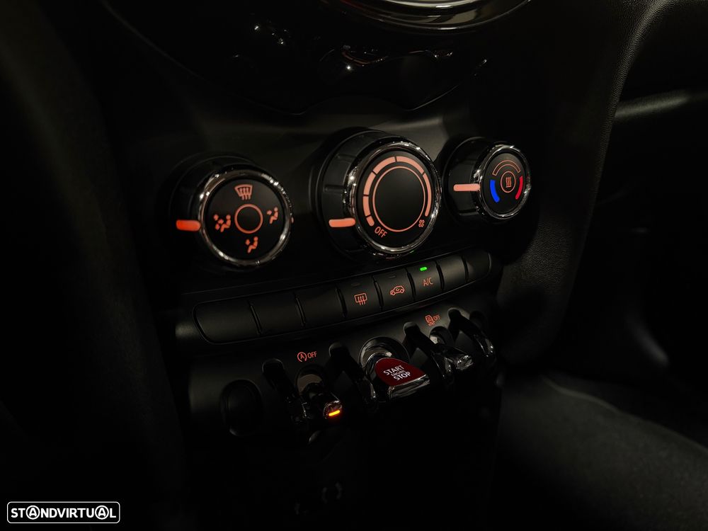 MINI 3 Portas One D - 13