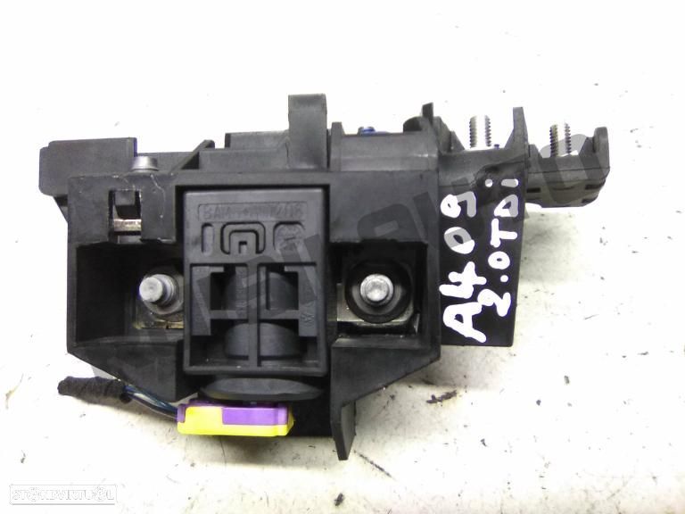 Caixa Fusíveis Borne Bateria  Audi A4 B8 (8k) [2007_2016] 2.0 T - 1