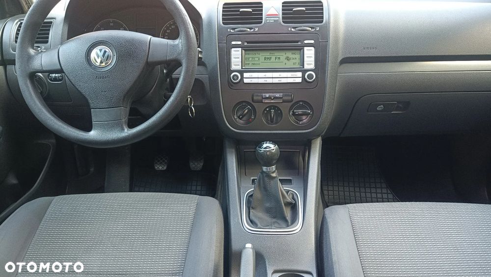 Volkswagen Jetta 1.9 TDI Trendline - 9
