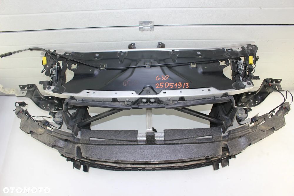 PAS PRZEDNI WZMOCNIENIE CZOŁOWE BMW G30 - 4