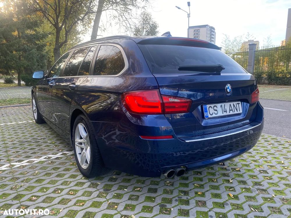 BMW Seria 5 520d Touring Modern Line - 6