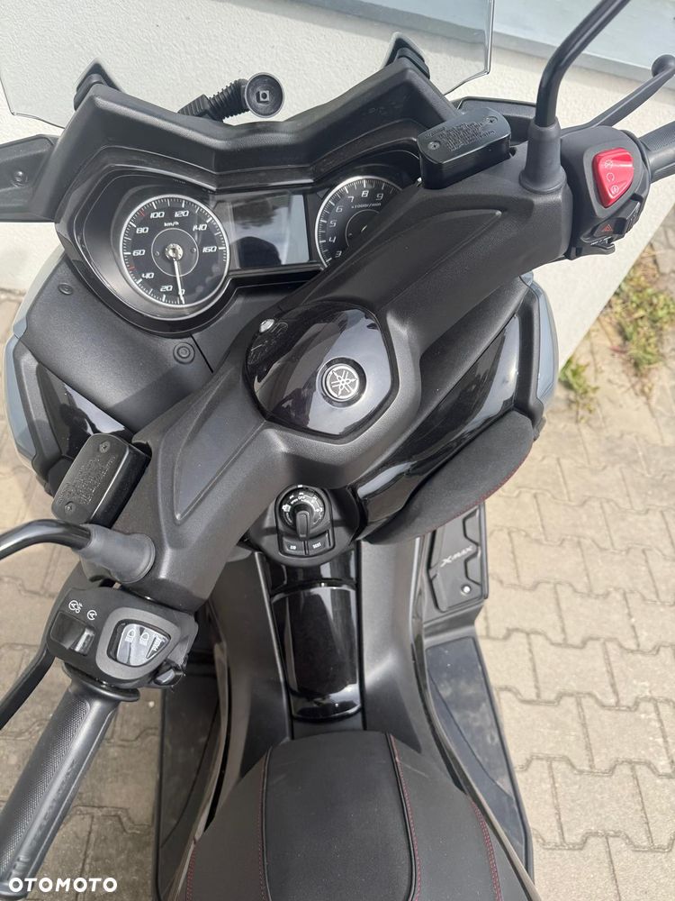 Yamaha X-max - 3