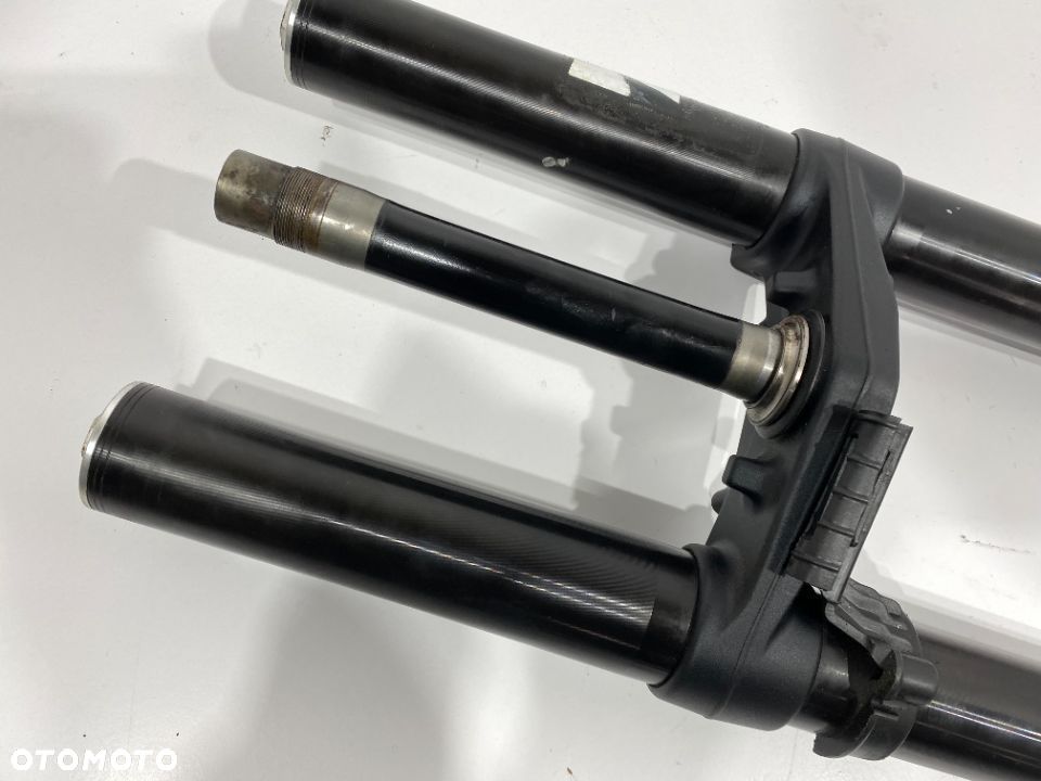 Lagi widełki  KTM  RC 125 - 9