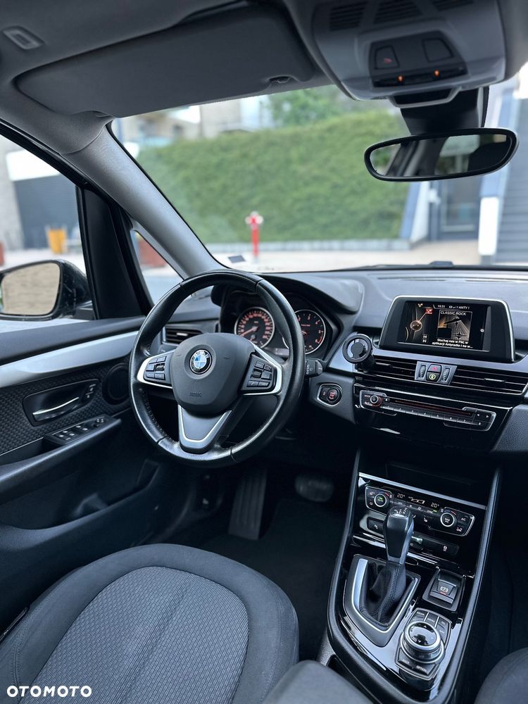 BMW Seria 2 218d Advantage - 16