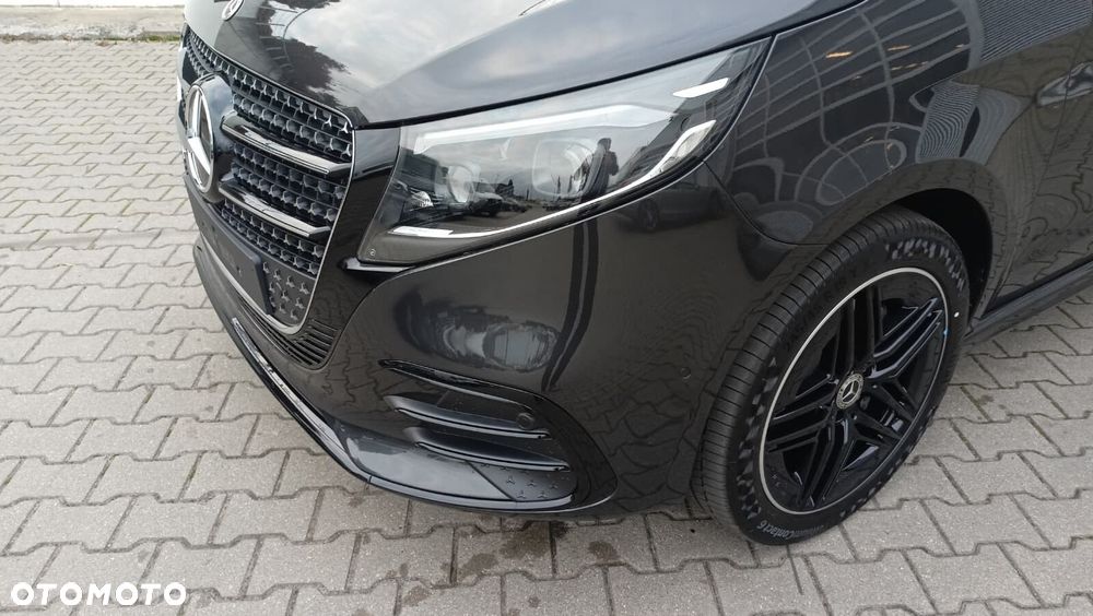 Mercedes-Benz Klasa V - 6