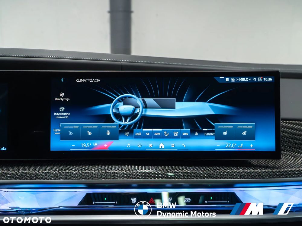 BMW Seria 7 740d xDrive - 38