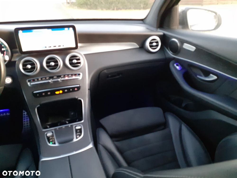 Mercedes-Benz GLC 200 d 4-Matic - 28