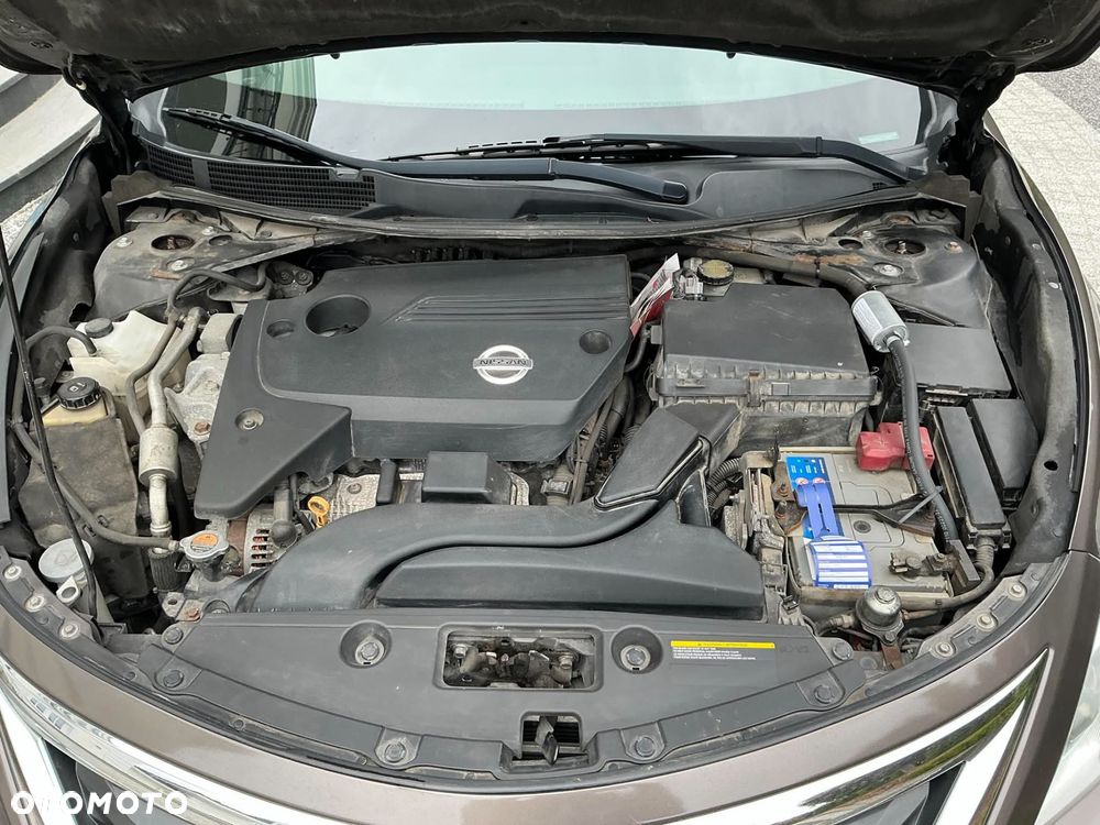 Nissan Altima - 28