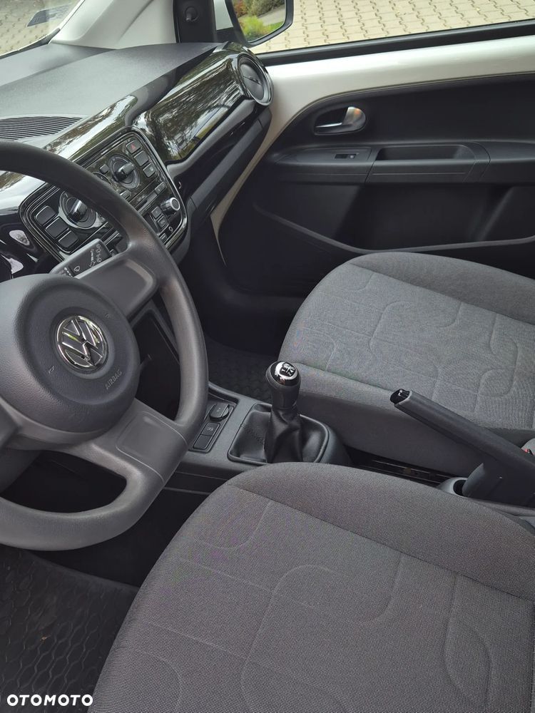 Volkswagen up! - 14