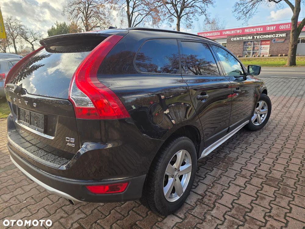 Volvo XC 60 D5 AWD Momentum - 5