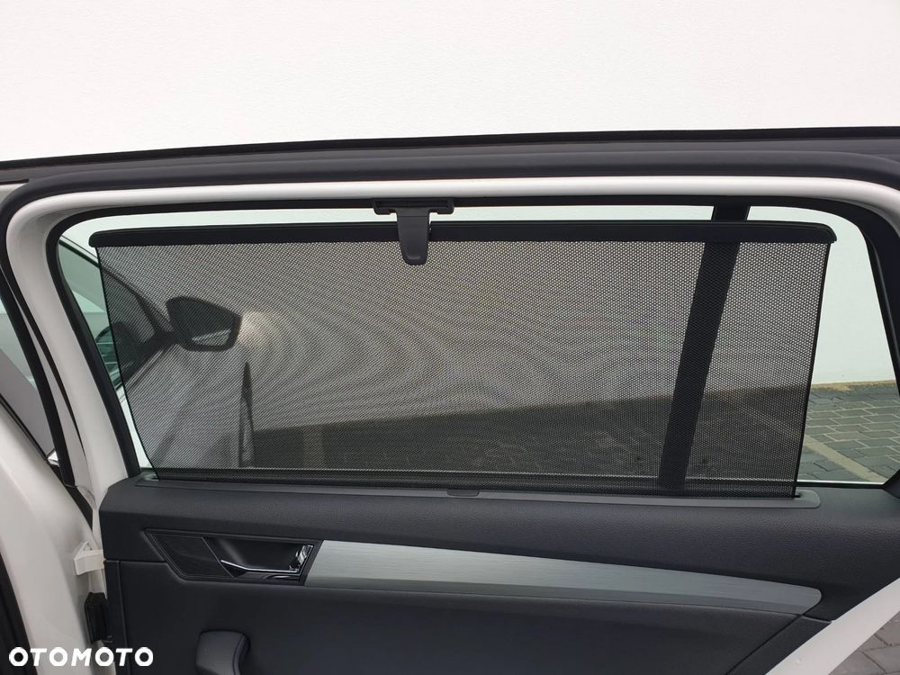 Skoda Superb 2.0 TDI Ambition DSG - 9