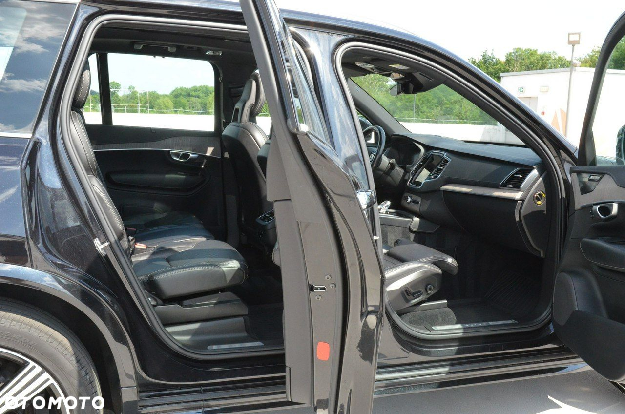 Volvo XC 90 - 37