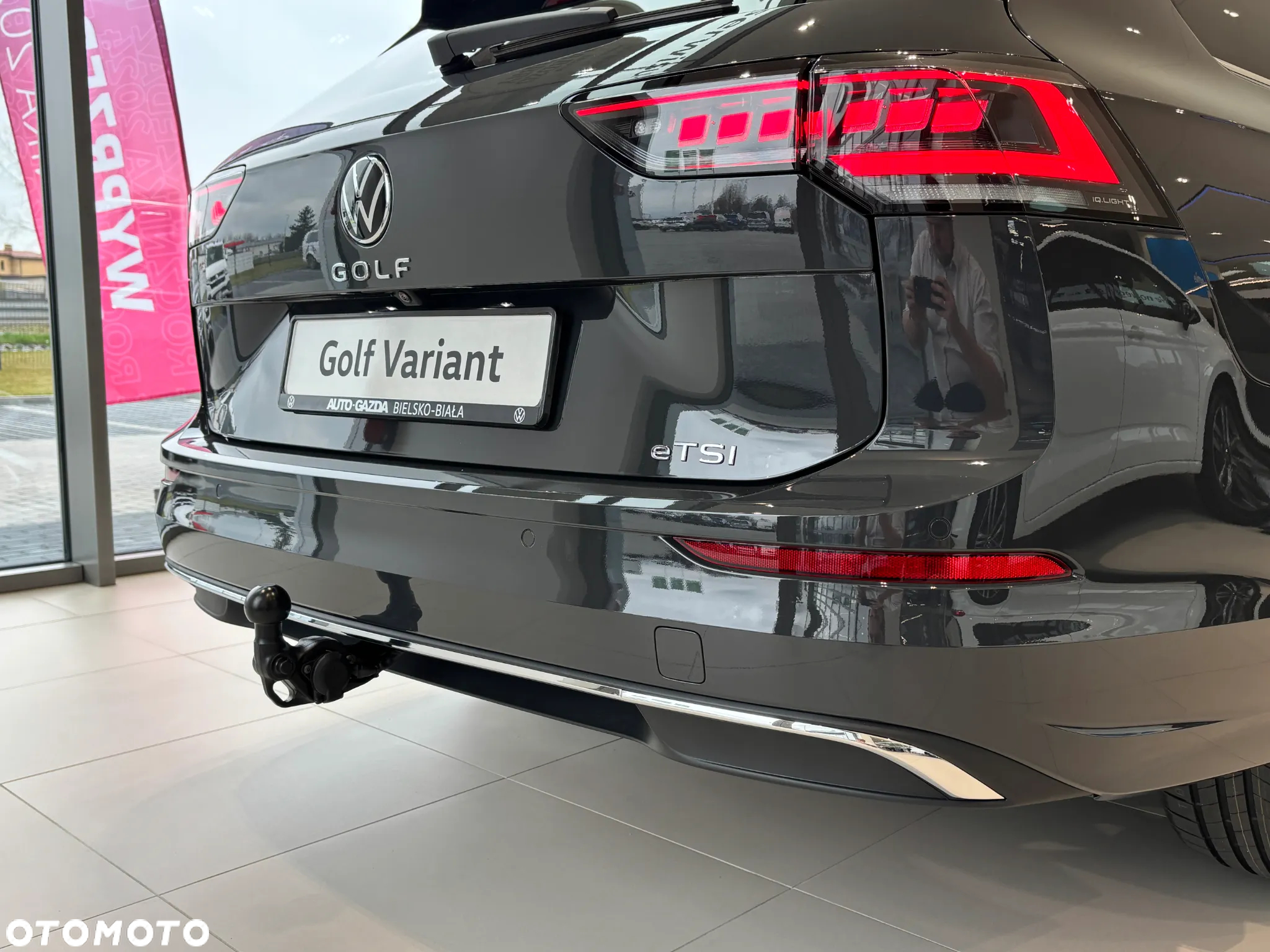 Volkswagen Golf VIII 1.5 eTSI mHEV Style DSG - 8
