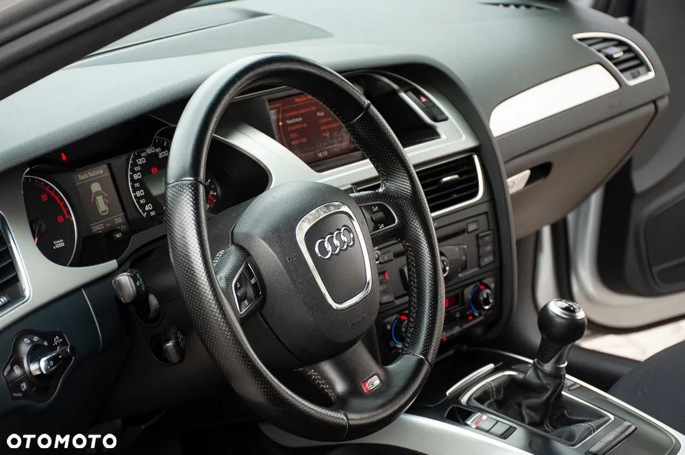 Audi A4 Avant 2.0 TDI DPF S line Sportpaket - 20