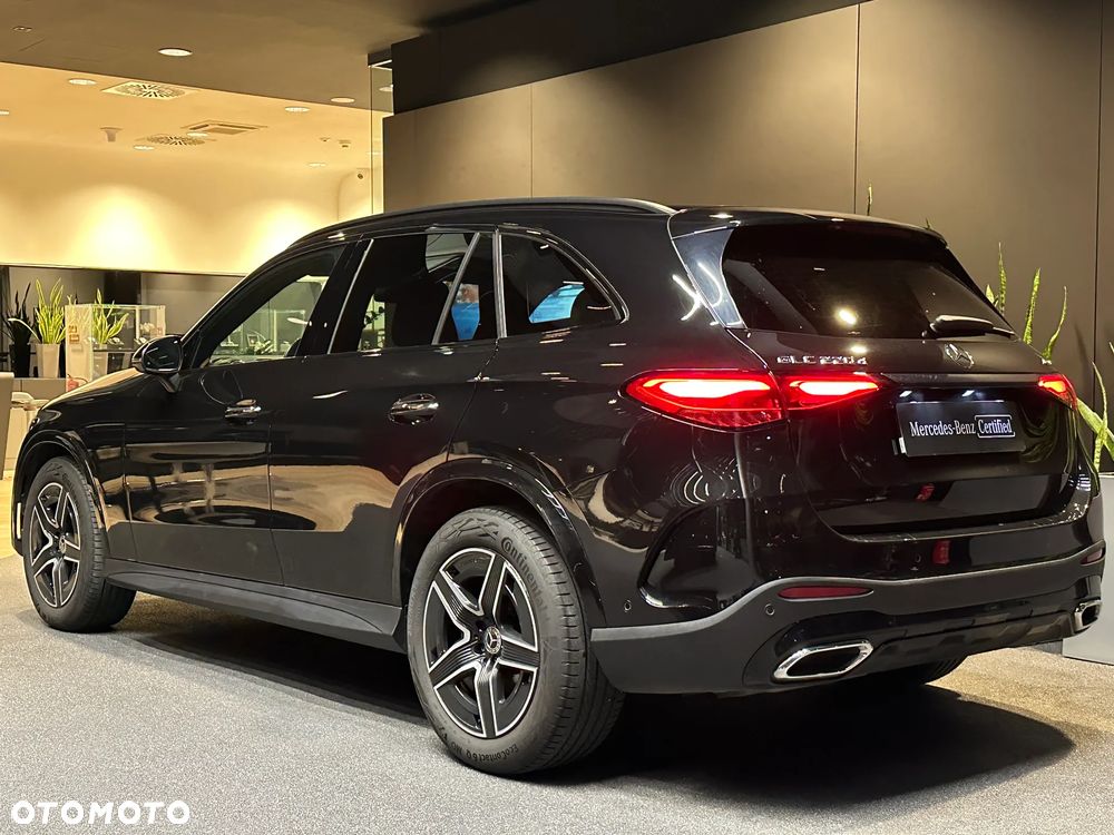 Mercedes-Benz GLC 220 d 4-Matic - 2