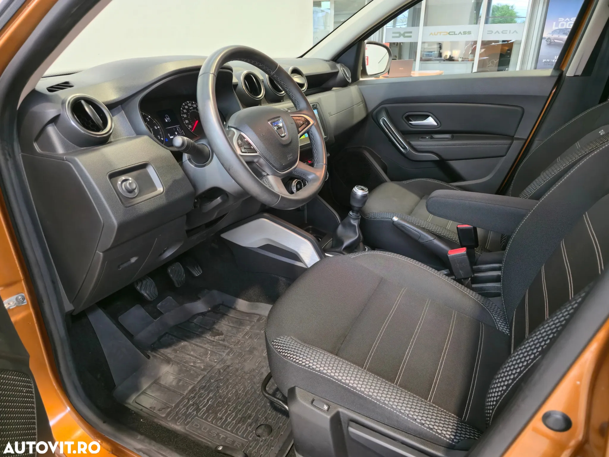 Dacia Duster 1.5 Blue dCi 4WD Prestige jante 17" - 13