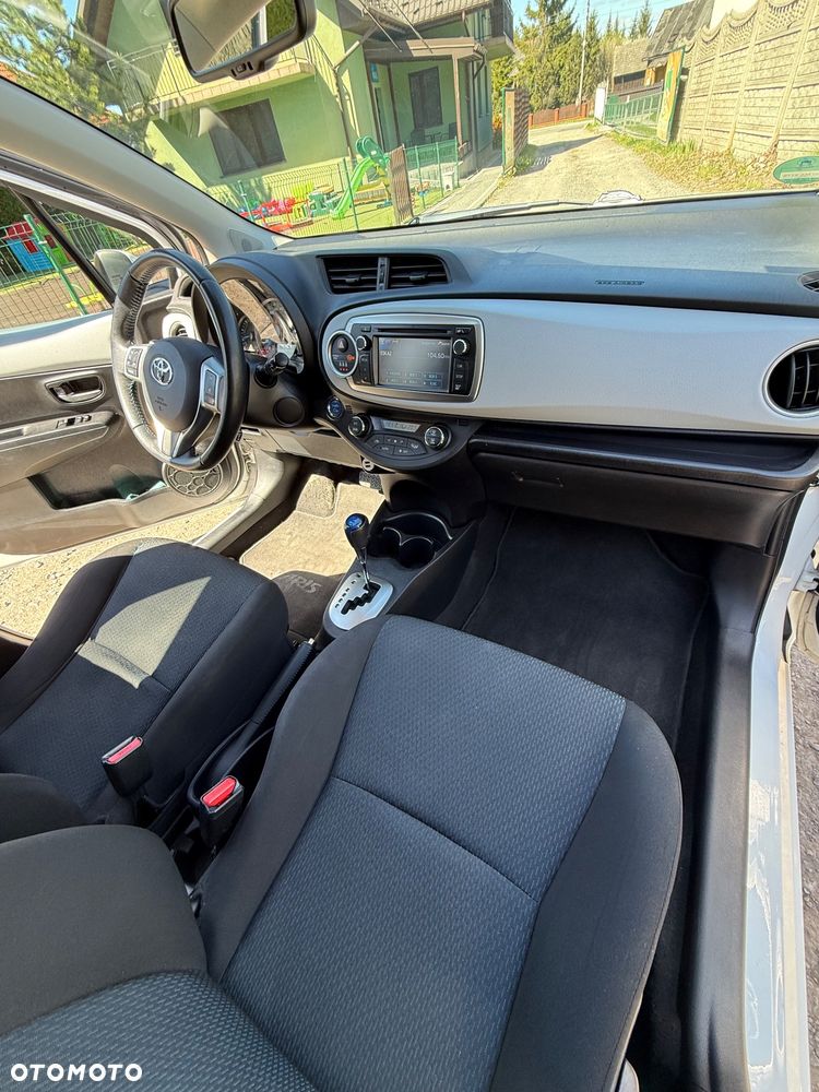 Toyota Yaris - 14